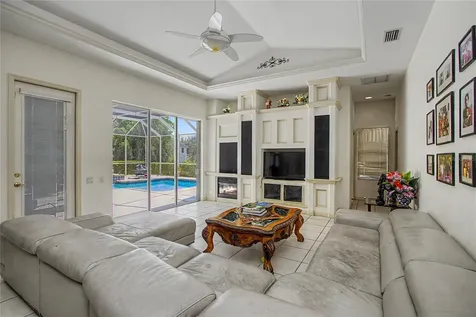 2114 SE 25th Loop Ocala FL 34471