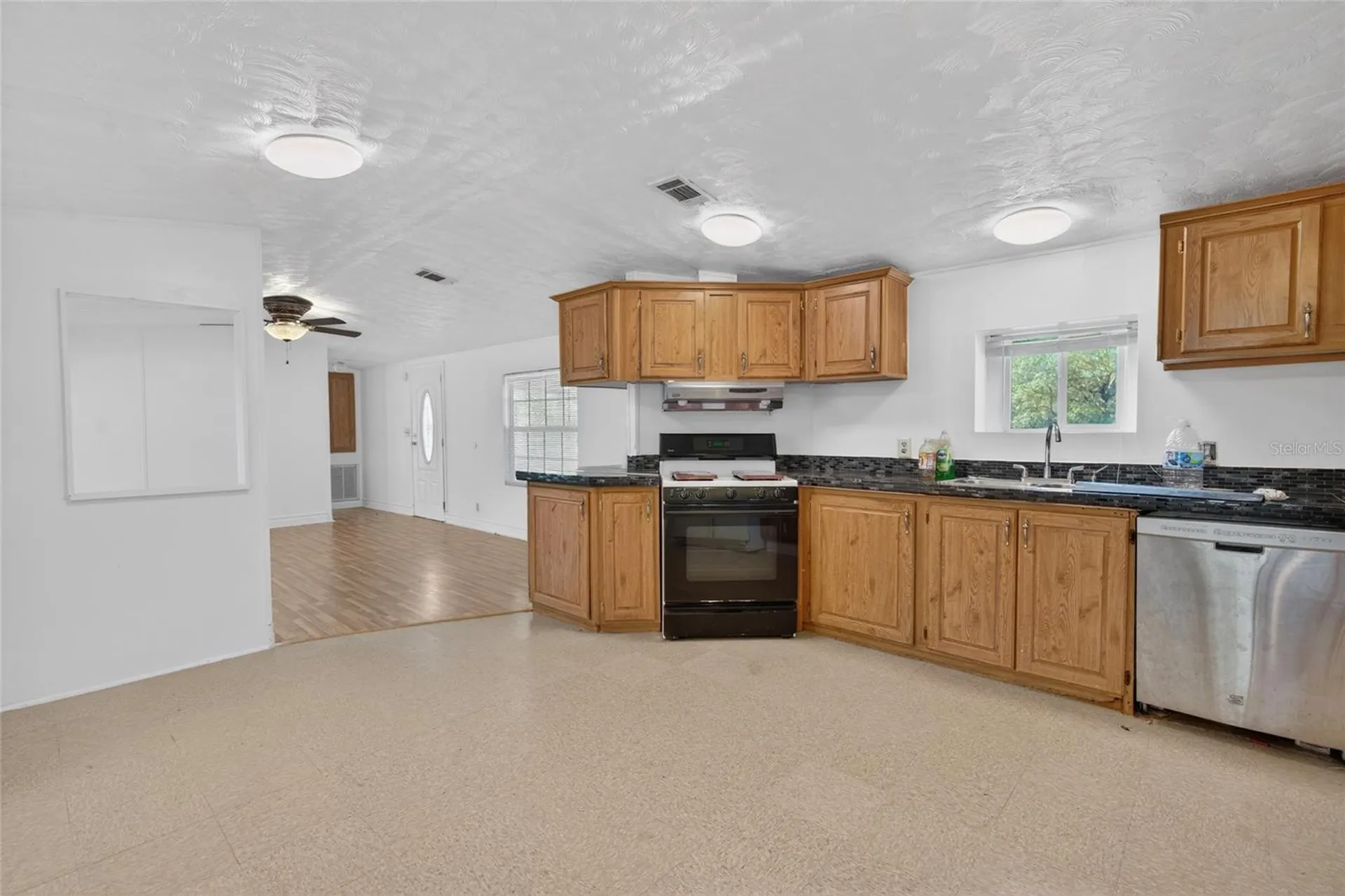 11751 NE 116th Street Archer FL 32618