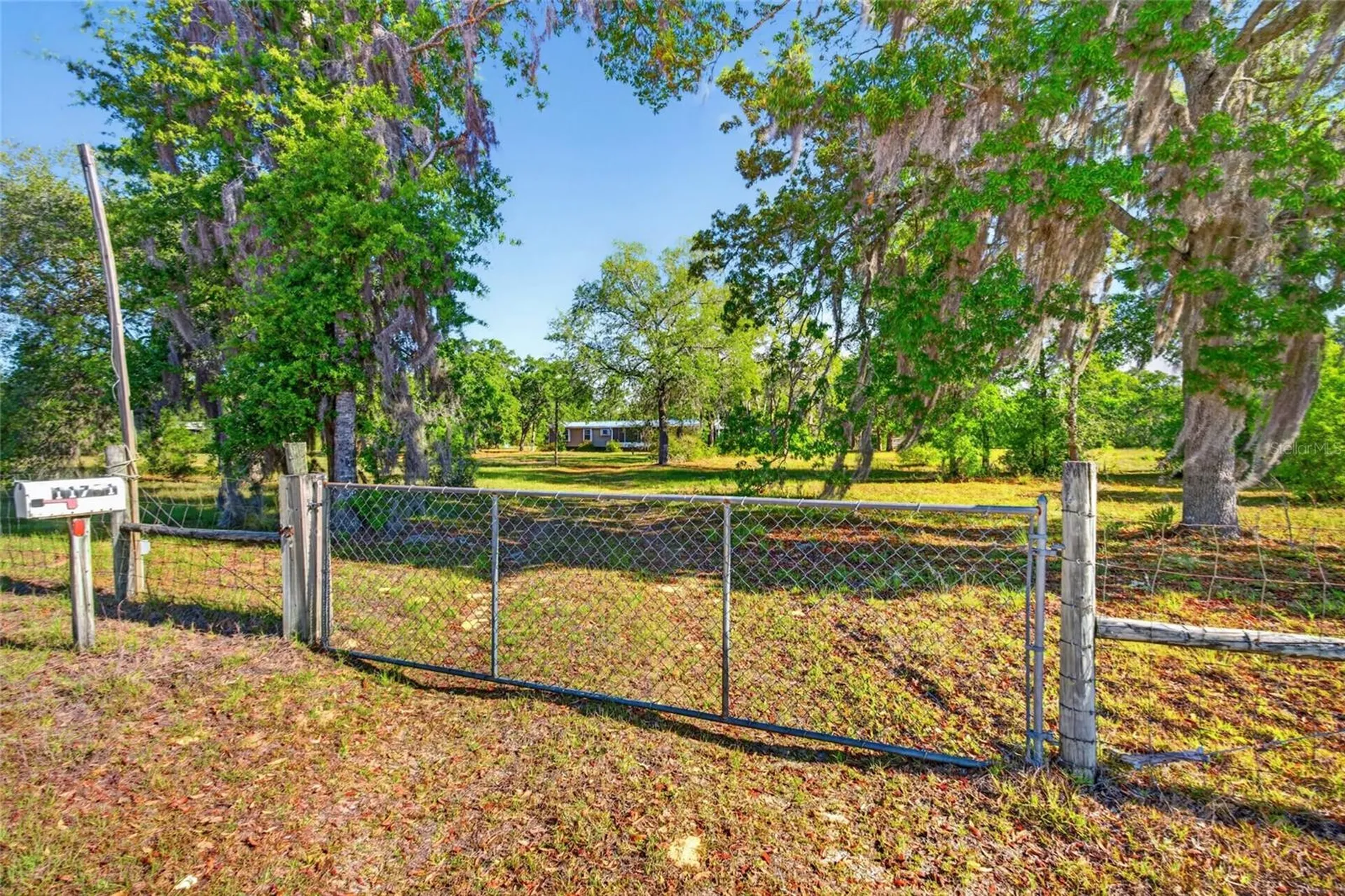 11751 NE 116th Street Archer FL 32618
