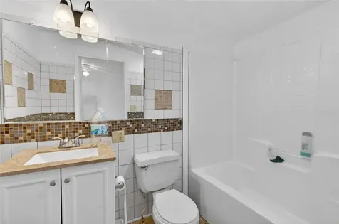 11751 NE 116th Street Archer FL 32618