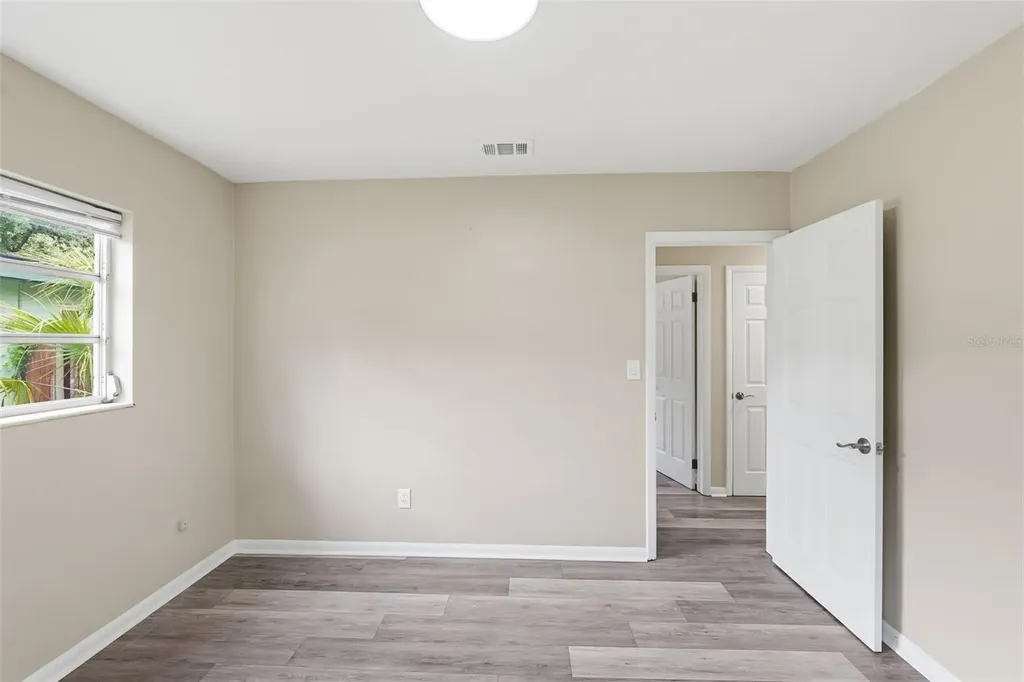 7815 Pine Hill Drive Tampa FL 33617