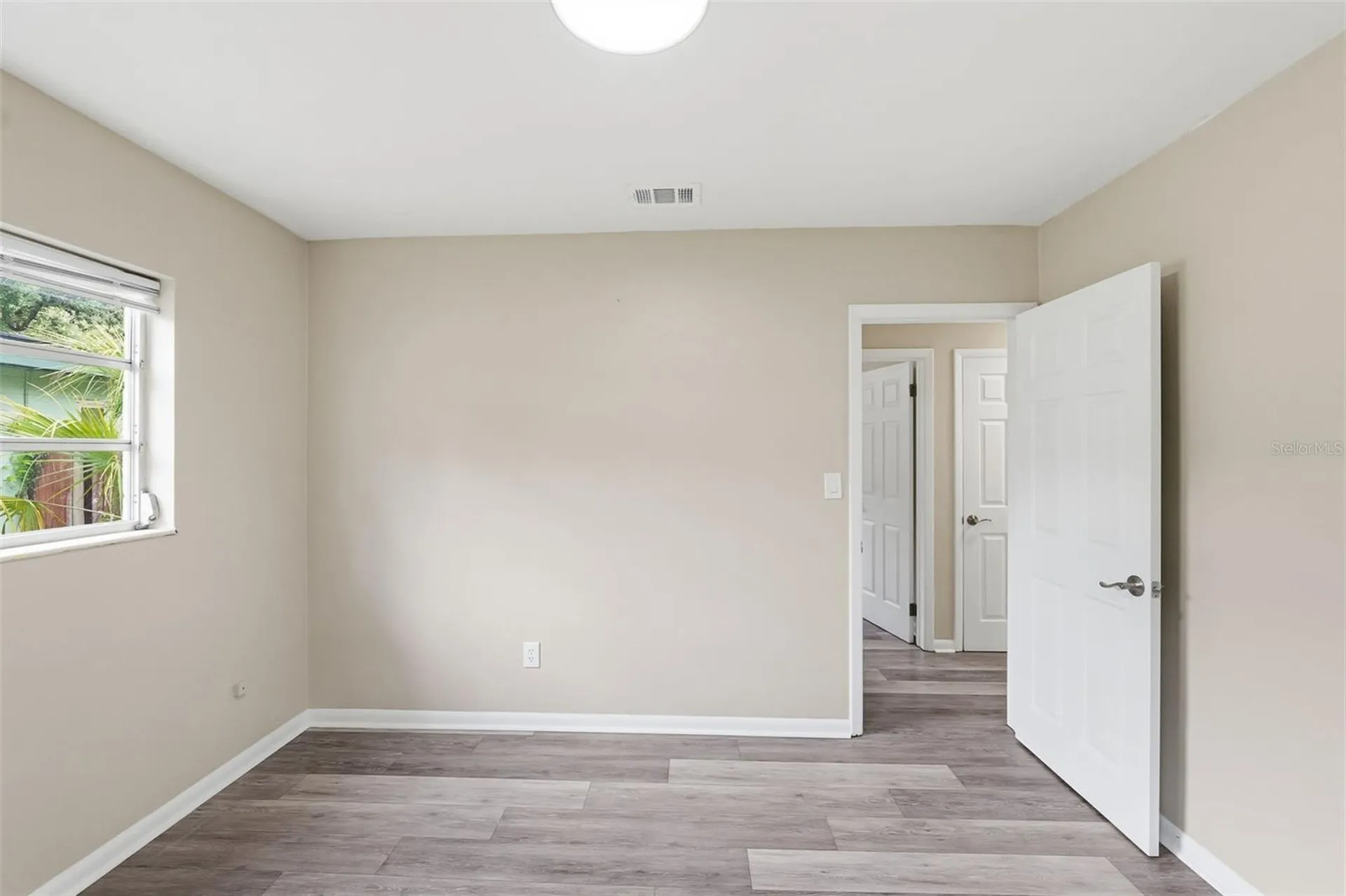 7815 Pine Hill Drive Tampa FL 33617