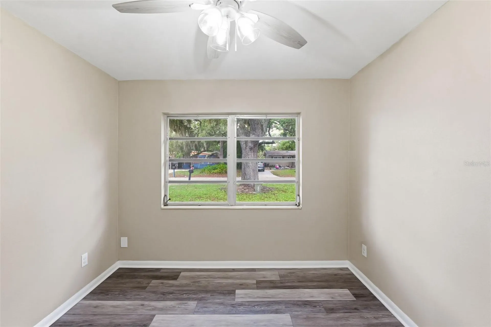 7815 Pine Hill Drive Tampa FL 33617