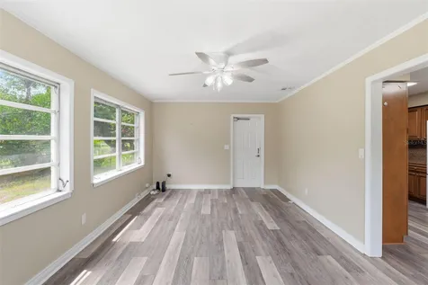 7815 Pine Hill Drive Tampa FL 33617