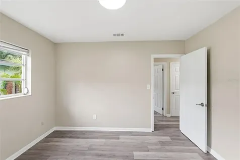 7815 Pine Hill Drive Tampa FL 33617