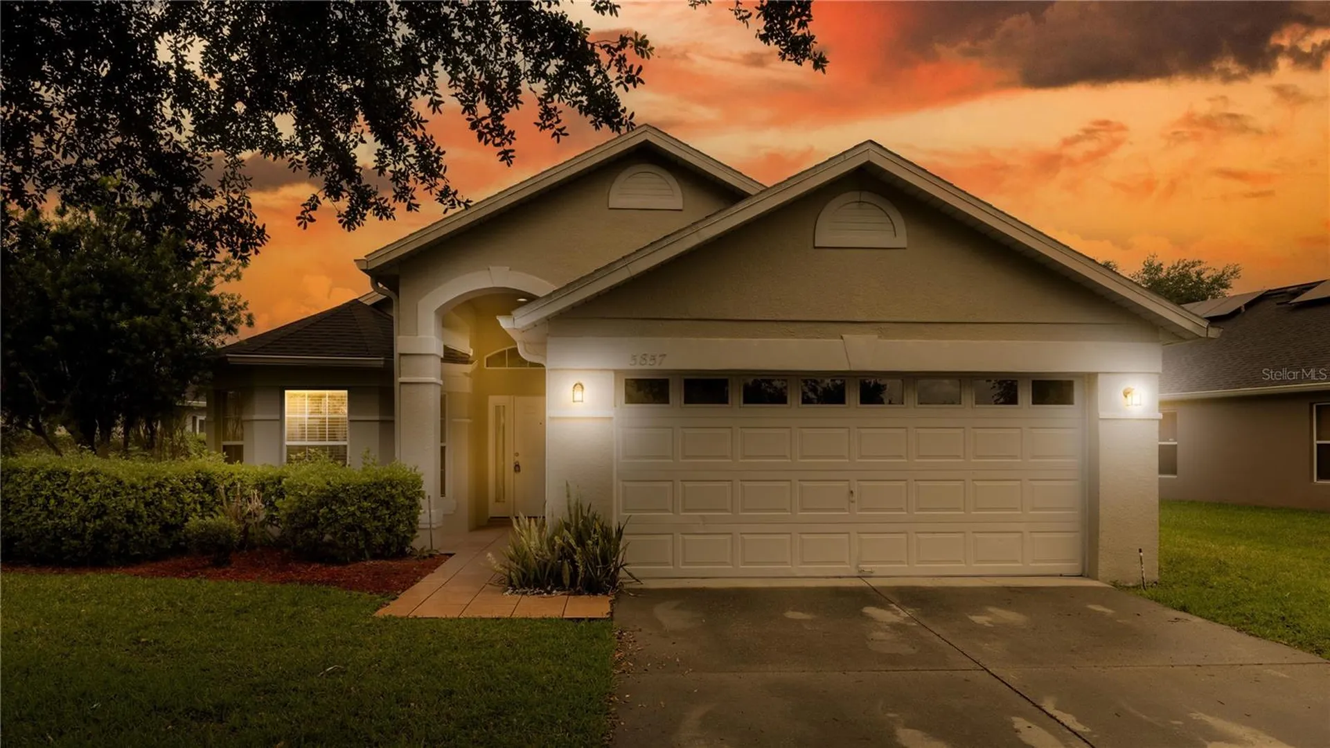 5857 Lake Champlain Drive Orlando FL 32829