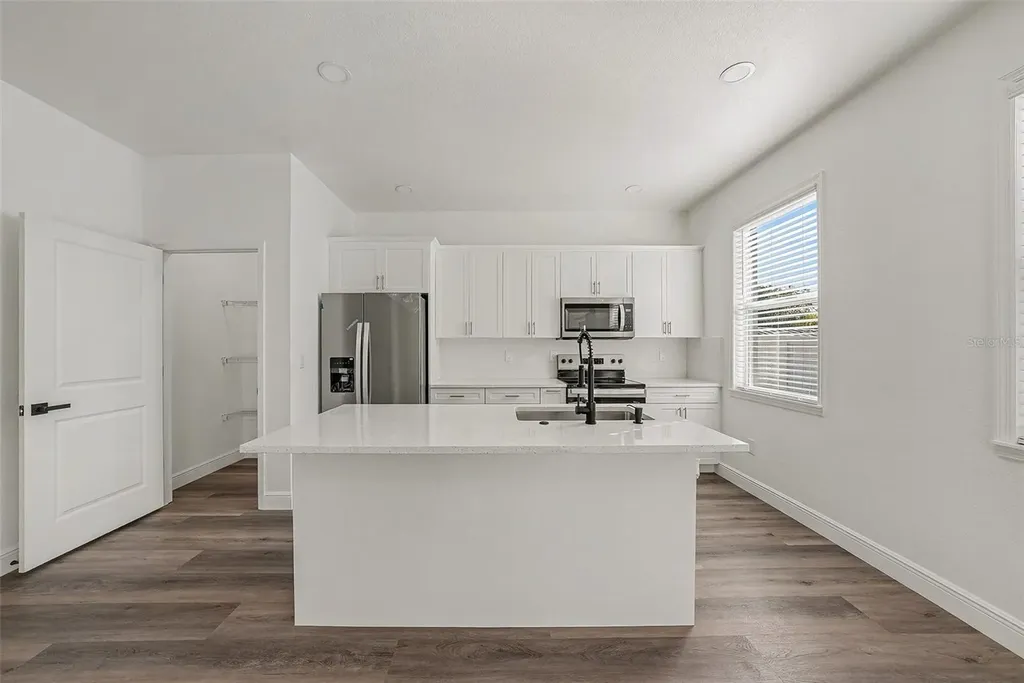 1905 E 23rd Avenue Tampa FL 33605