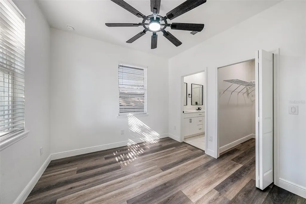 1905 E 23rd Avenue Tampa FL 33605