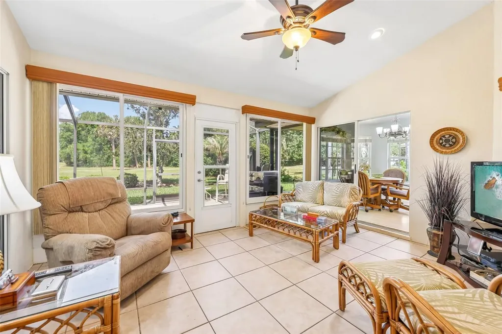 623 Juniper Way Tavares FL 32778