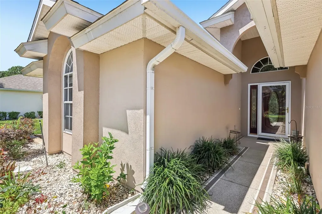 623 Juniper Way Tavares FL 32778