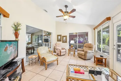 623 Juniper Way Tavares FL 32778