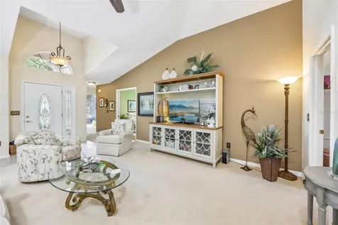 623 Juniper Way Tavares FL 32778
