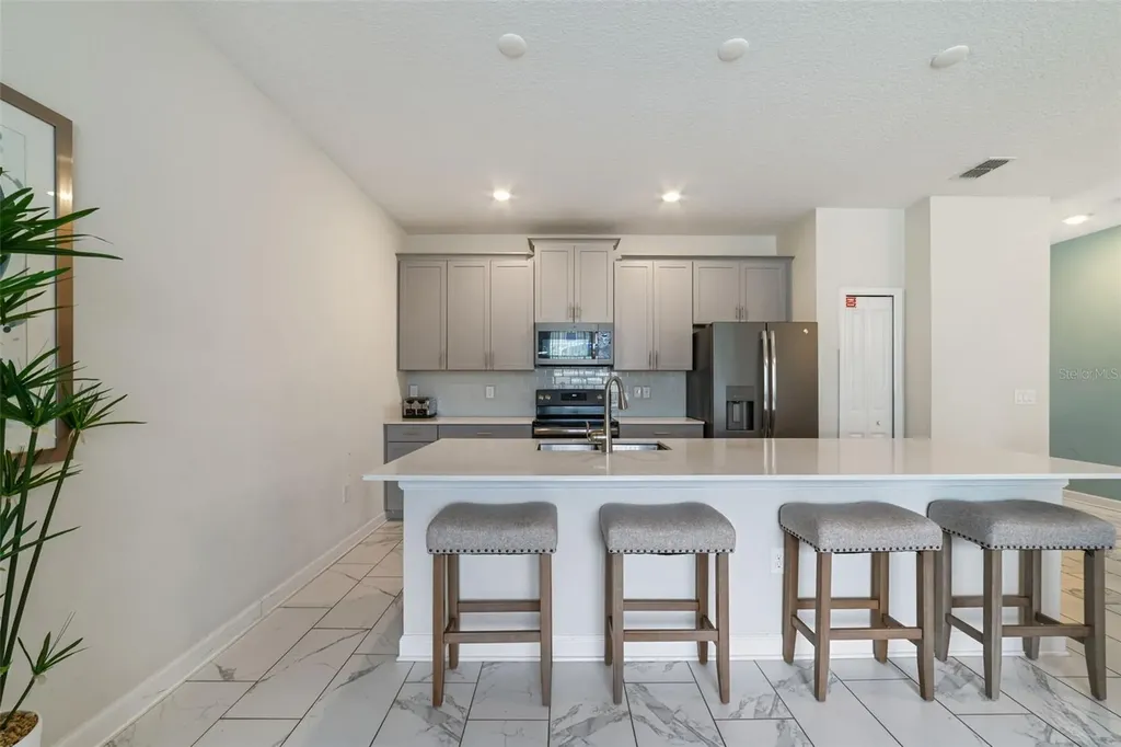 388 Ocean Course Avenue Davenport FL 33896