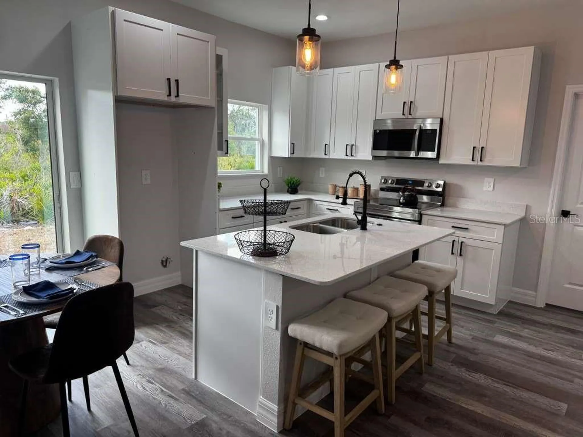 300 Caspian Tern Avenue Sebring FL 33870
