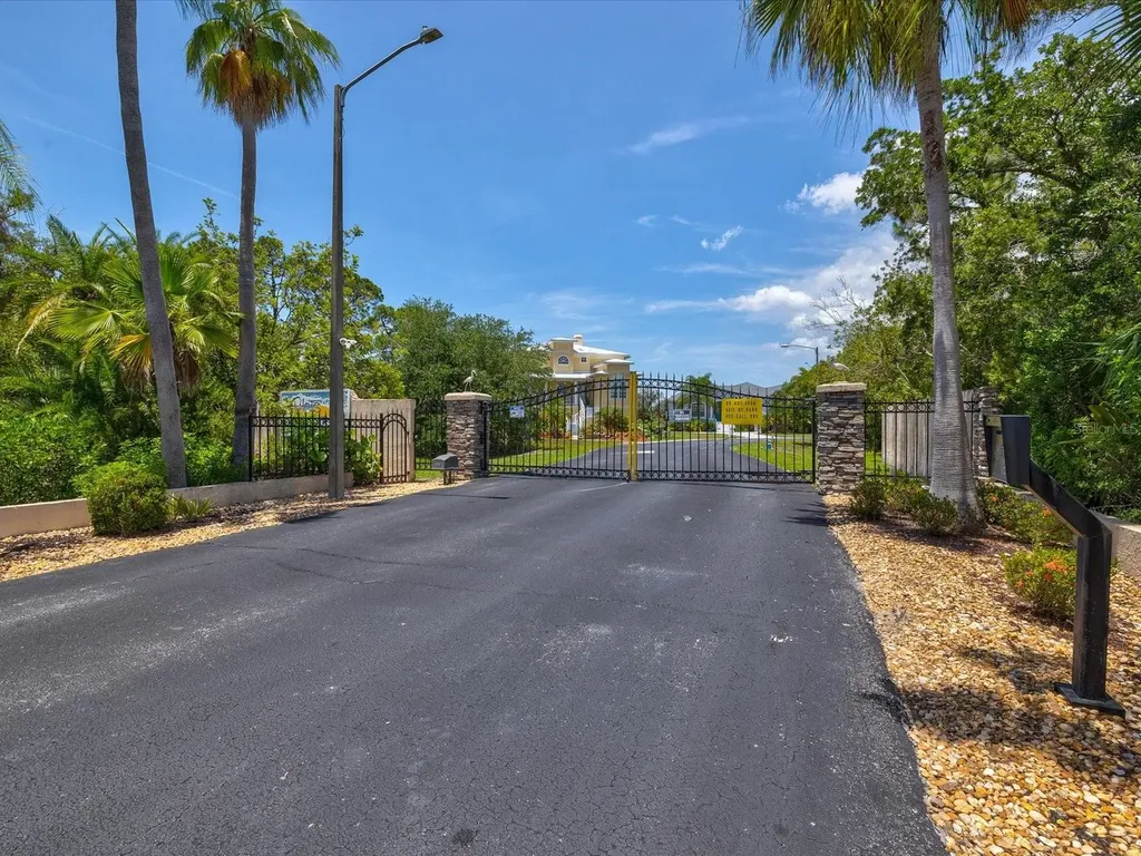 3046 Sheppards Crook Court Holiday FL 34691