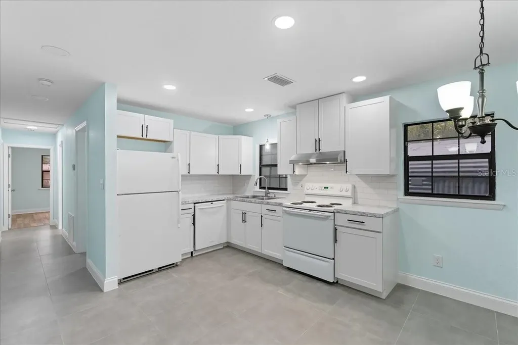 21445 SE 64th Avenue Hawthorne FL 32640