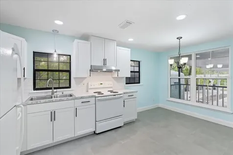 21445 SE 64th Avenue Hawthorne FL 32640