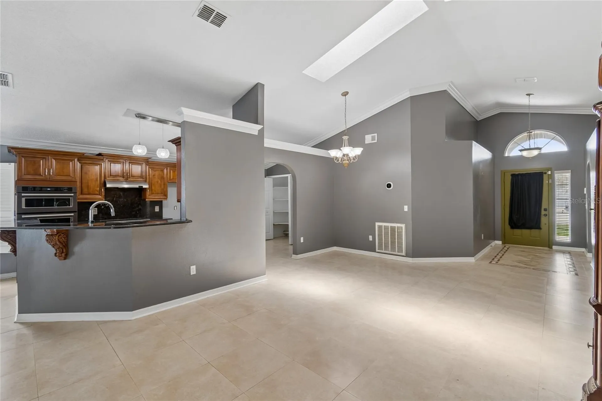 1008 Old Barn Road Orlando FL 32825
