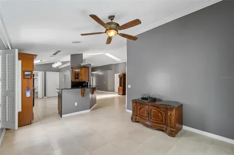 1008 Old Barn Road Orlando FL 32825