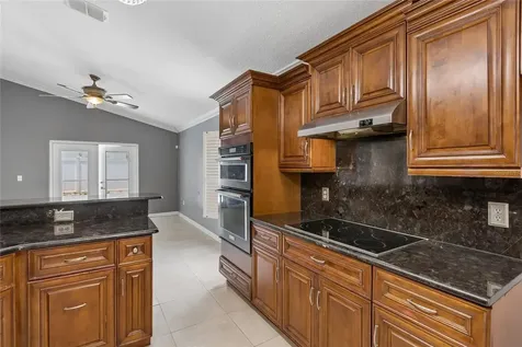 1008 Old Barn Road Orlando FL 32825