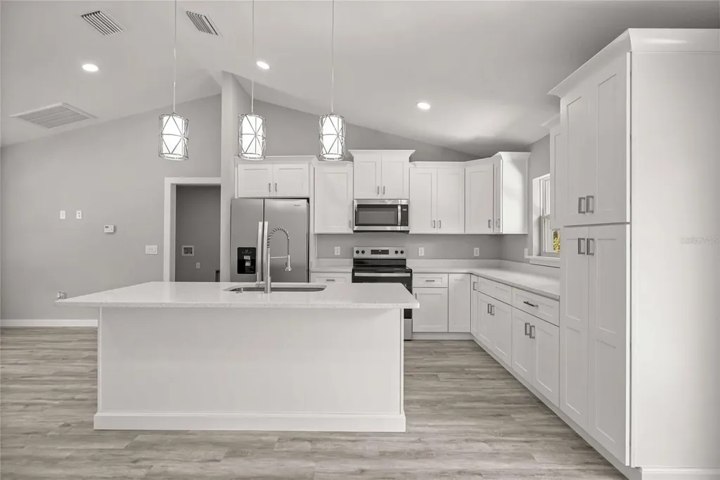 4038 SW 156th Court Ocala FL 34481