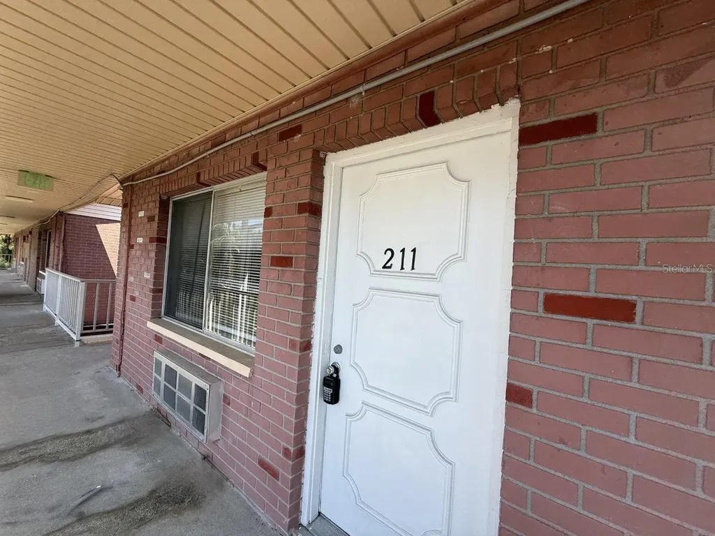 3301 58th Avenue S St Petersburg FL 33712