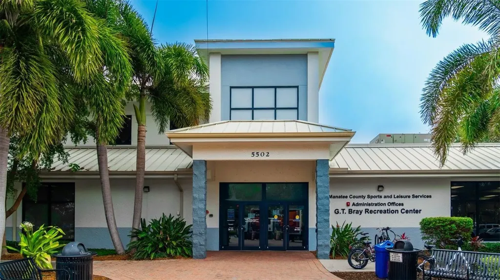 4480 Ironwood Circle Bradenton FL 34209