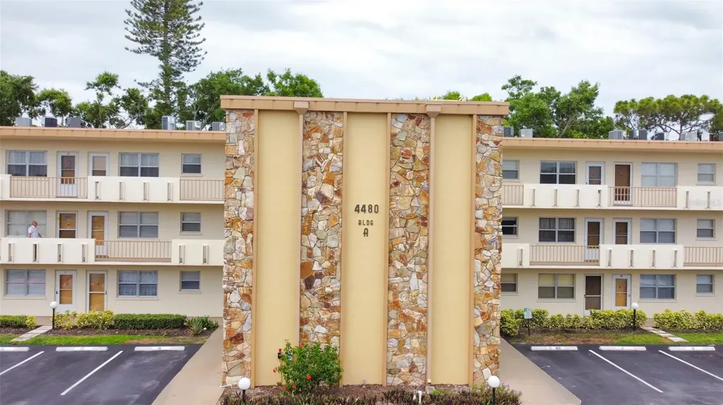 4480 Ironwood Circle Bradenton FL 34209