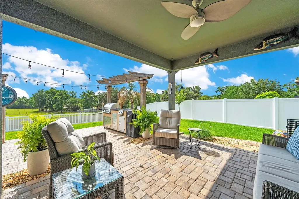 2265 Bella Luna Circle Lakeland FL 33810
