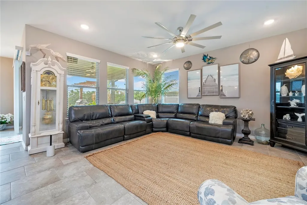 2265 Bella Luna Circle Lakeland FL 33810