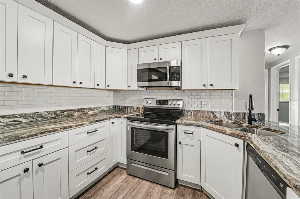 10810 Queens Road Port Richey FL 34668