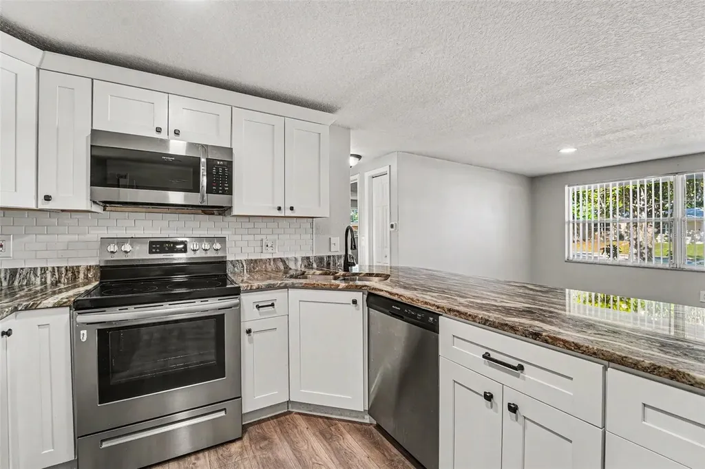 10810 Queens Road Port Richey FL 34668