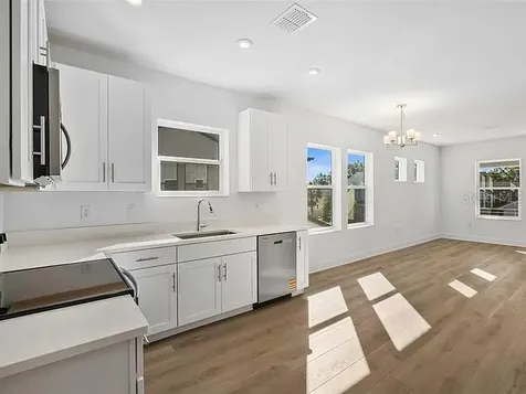 1541 W La Salle Street Tampa FL 33607