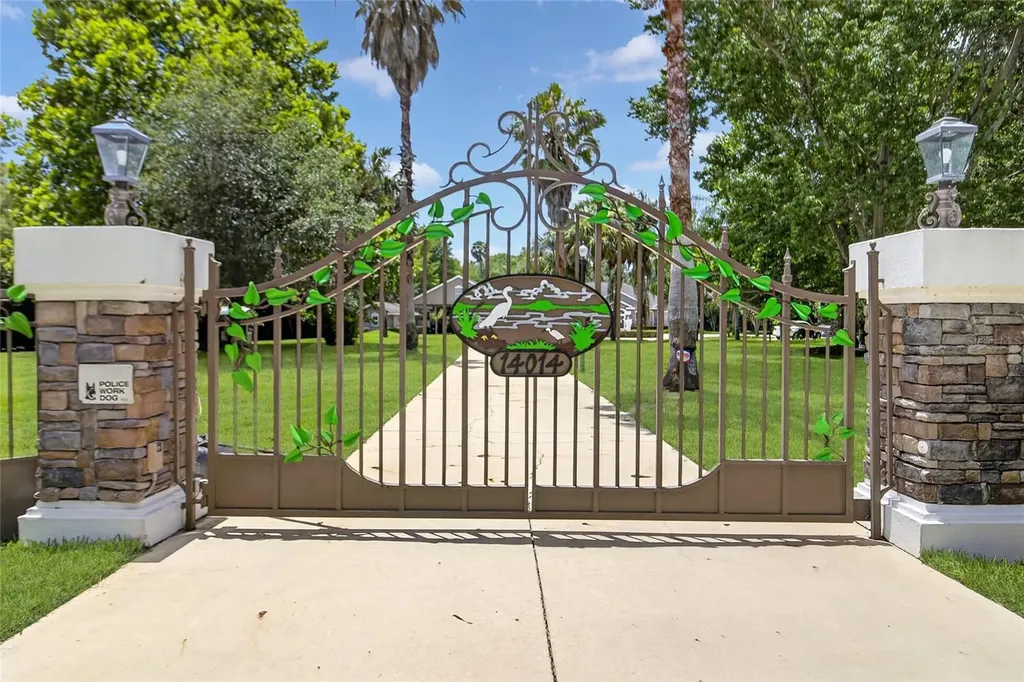 14014 SE 201st Terrace Hawthorne FL 32640
