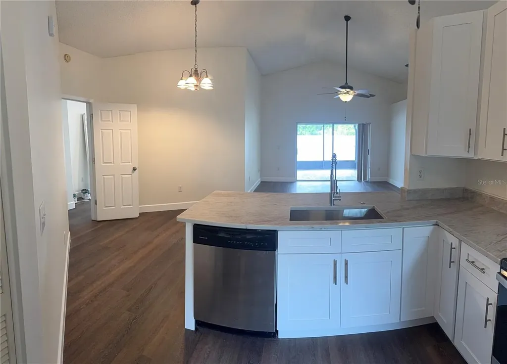 11516 Whispering Hollow Drive Tampa FL 33635