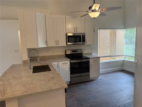 11516 Whispering Hollow Drive Tampa FL 33635