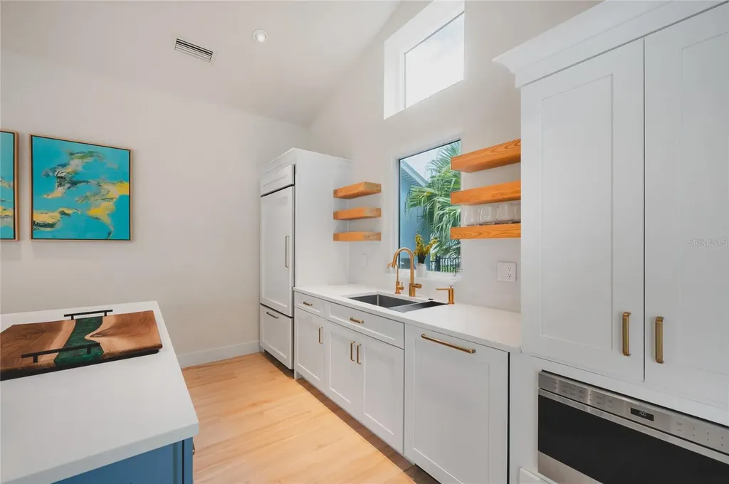 242 Gladiolus Street Anna Maria FL 34216