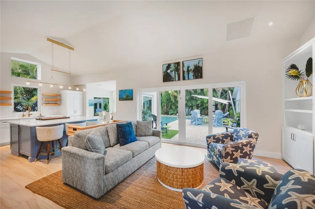 242 Gladiolus Street Anna Maria FL 34216