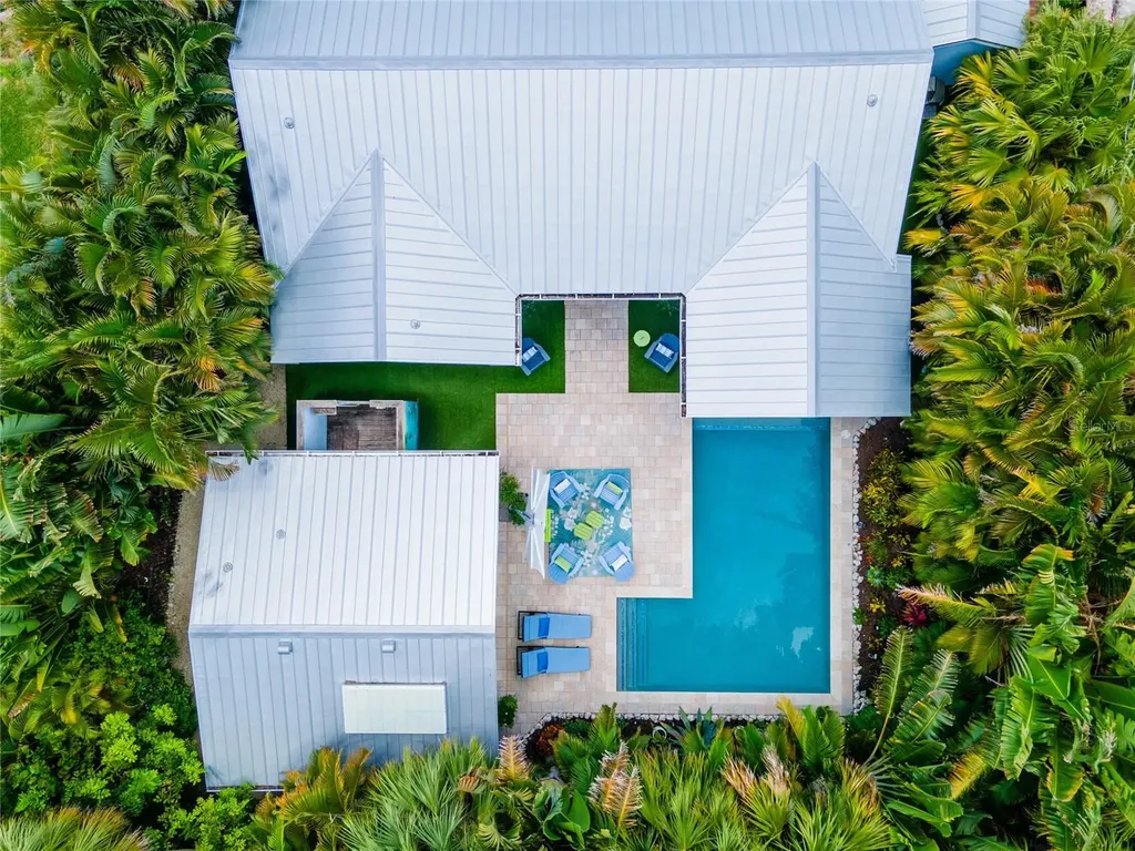 242 Gladiolus Street Anna Maria FL 34216