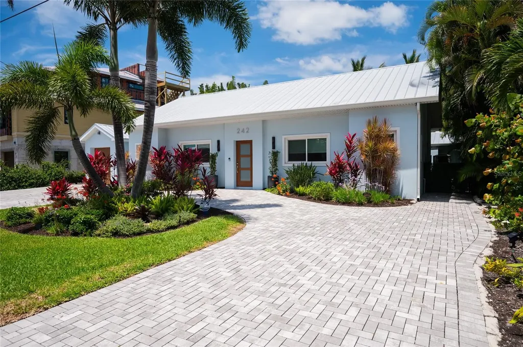 242 Gladiolus Street Anna Maria FL 34216