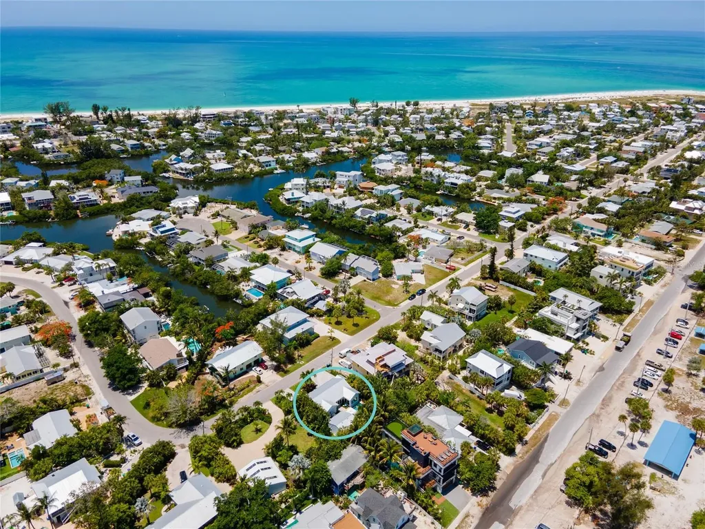 242 Gladiolus Street Anna Maria FL 34216