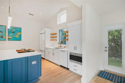 242 Gladiolus Street Anna Maria FL 34216