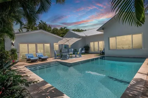 242 Gladiolus Street Anna Maria FL 34216