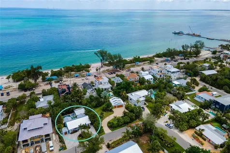 242 Gladiolus Street Anna Maria FL 34216