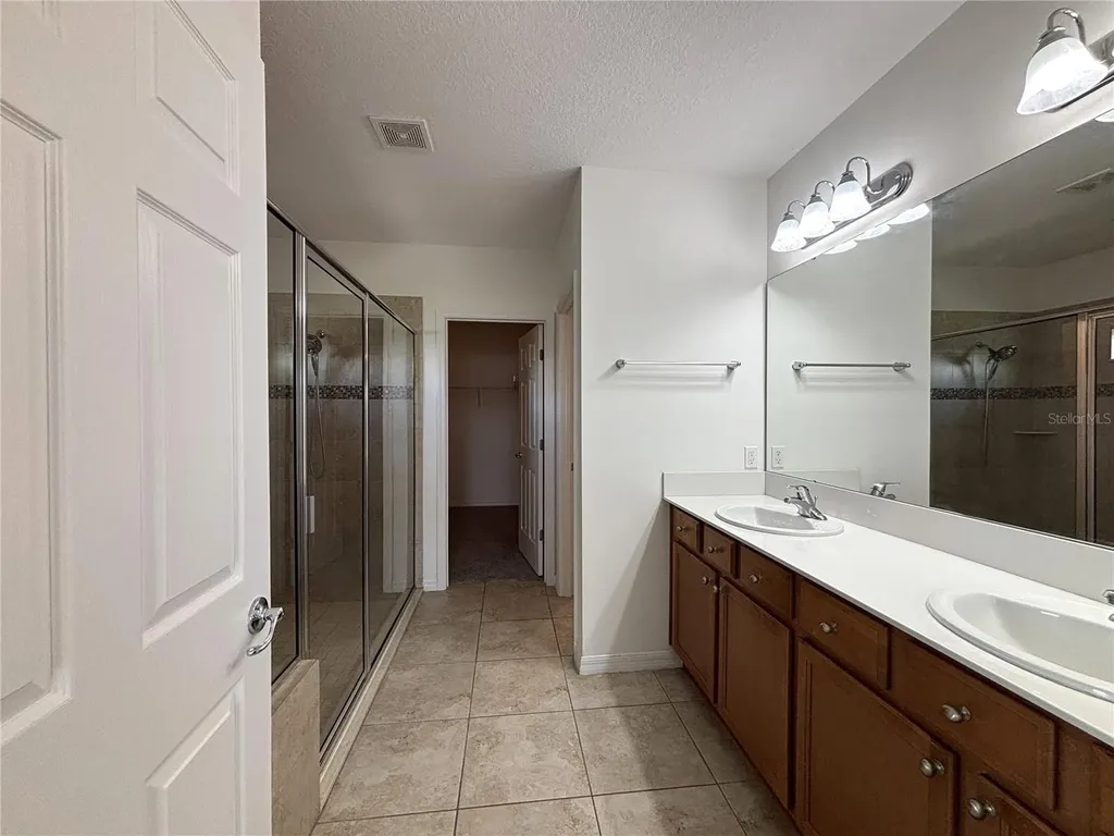 1404 Lanier Point Place Kissimmee FL 34746