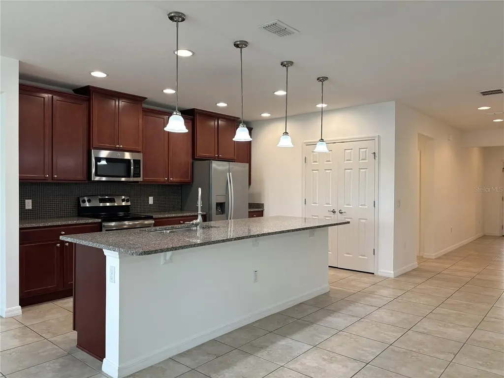 1404 Lanier Point Place Kissimmee FL 34746