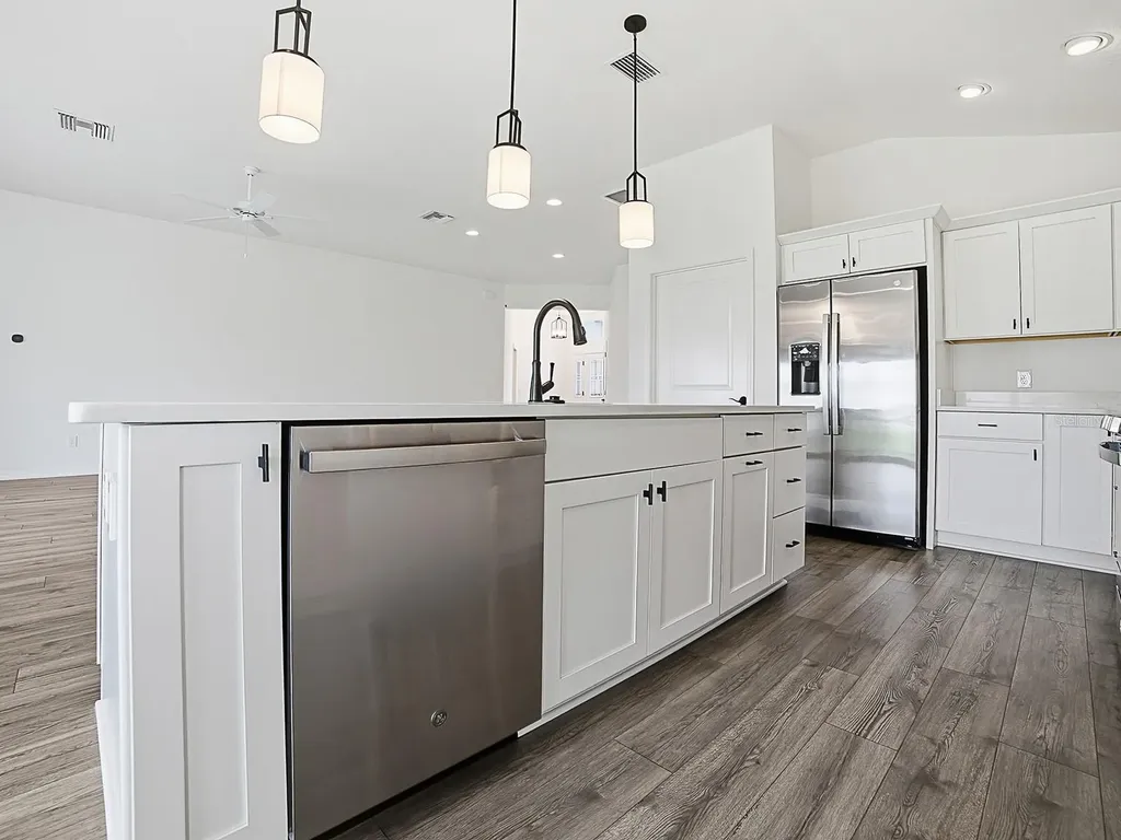 1404 Hearns Loop The Villages FL 34762