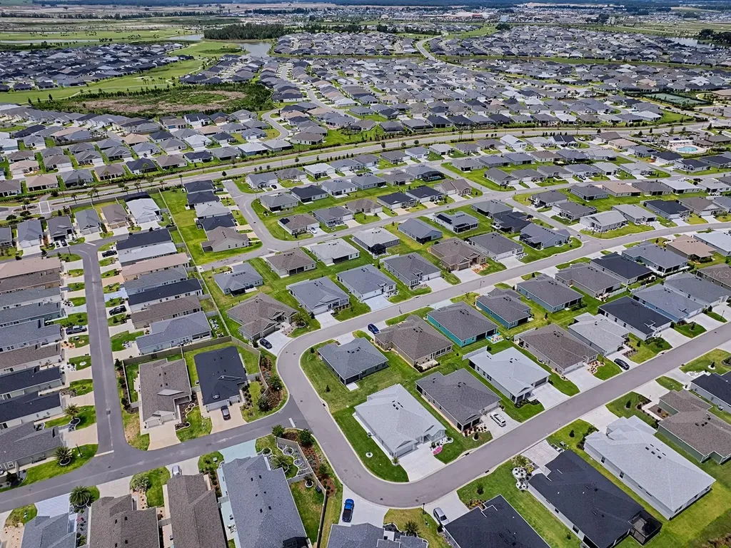 1404 Hearns Loop The Villages FL 34762
