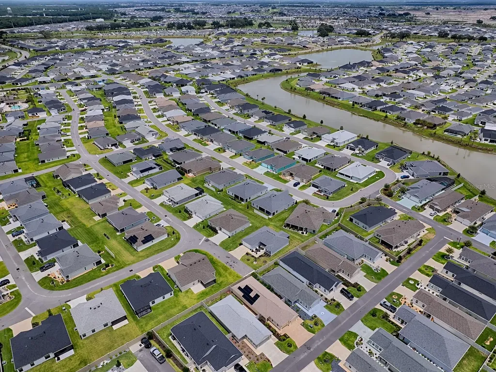 1404 Hearns Loop The Villages FL 34762