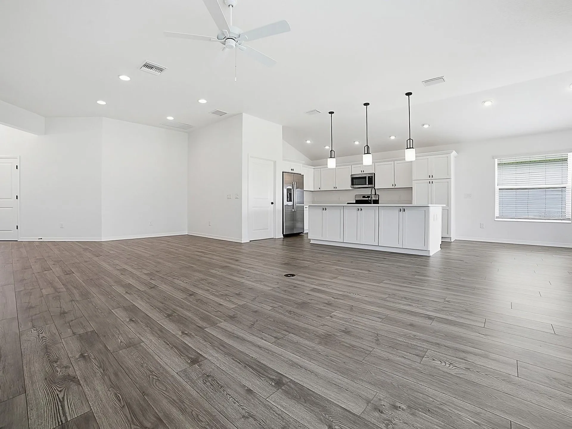 1404 Hearns Loop The Villages FL 34762